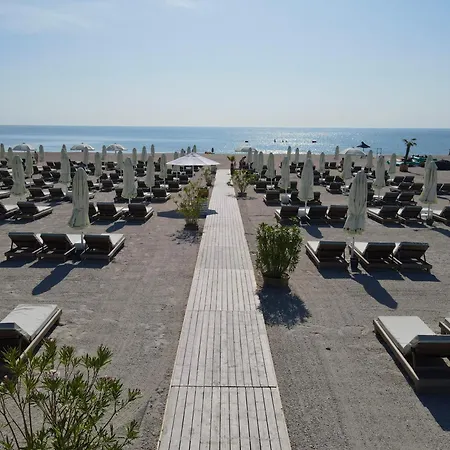 Stavros Mamaia