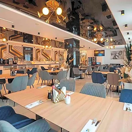 Stavros Mamaia